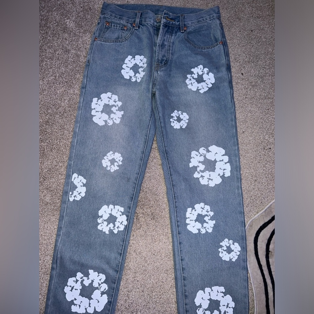 Denim Tears Jeans with White Floral Print - W32 L34